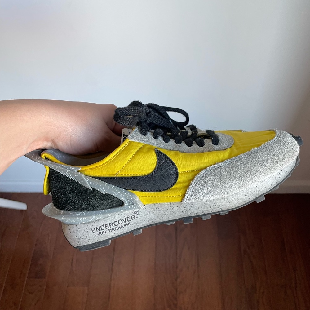 Nike Daybreak
Undercover Bright Citron